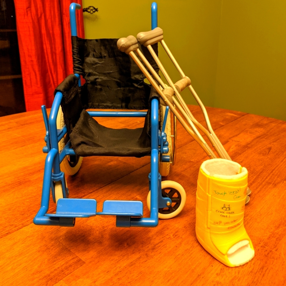 American Girl Wheelchair, Cast and Crutches